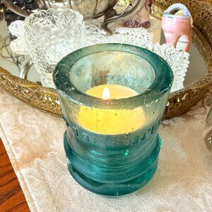 VTG  A.M.TEL & TEL.CO. Aqua Insulator (American Telephone & Telegraph Company)